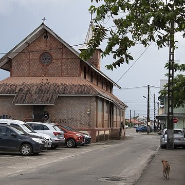 Eglise paroissiale dédiée à Saint-Laurent