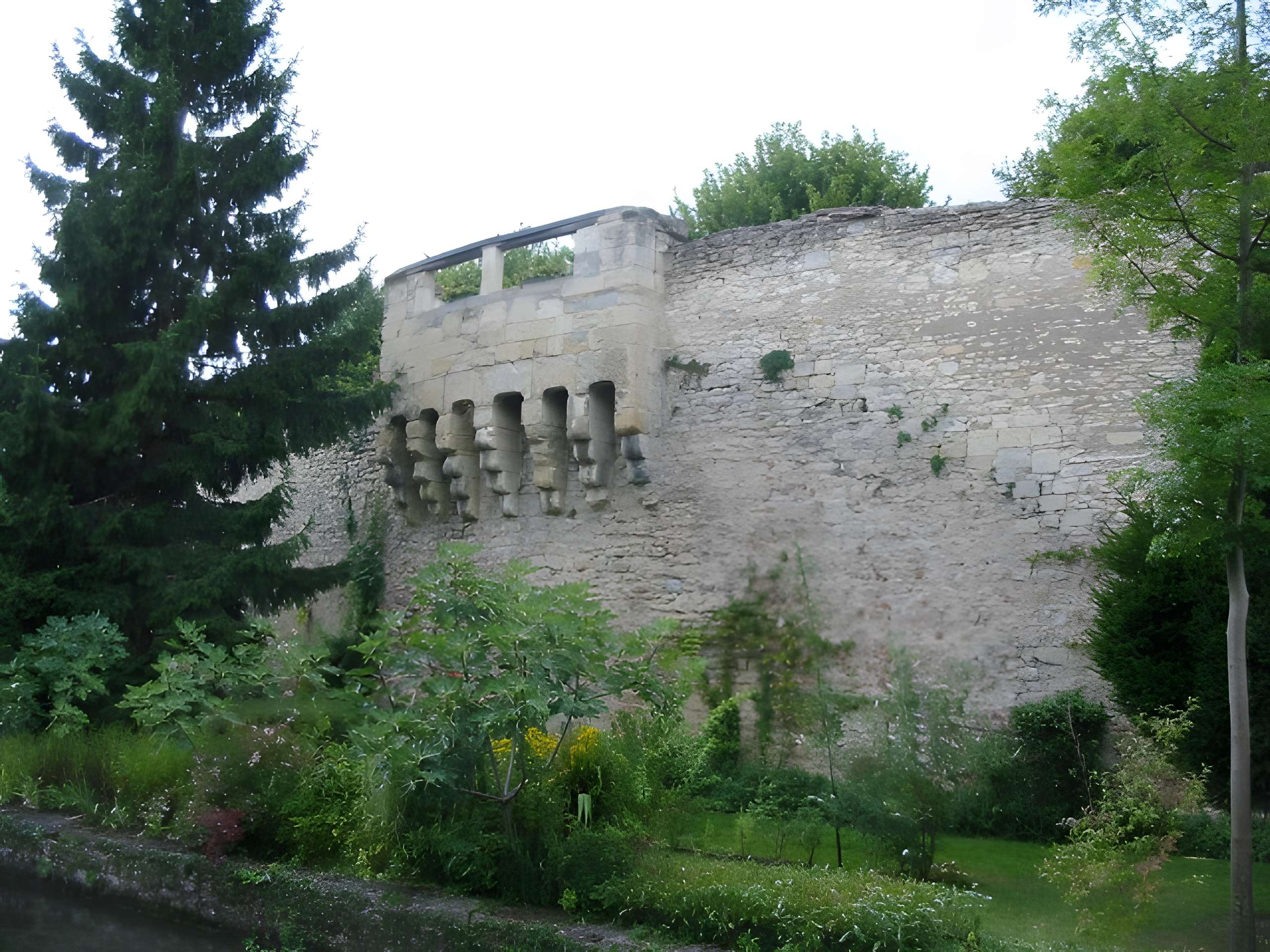 Rempart des Carmélites à Nevers 