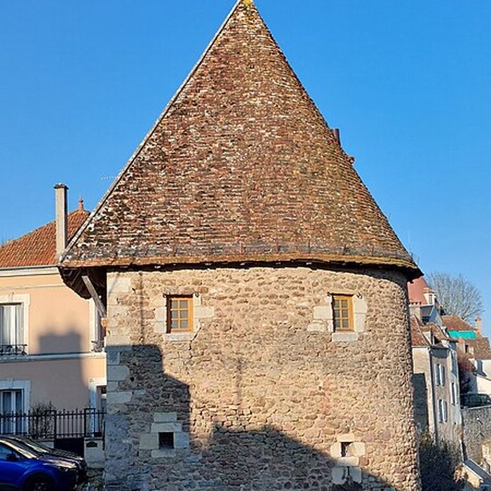 Photo de Remparts dAvallon