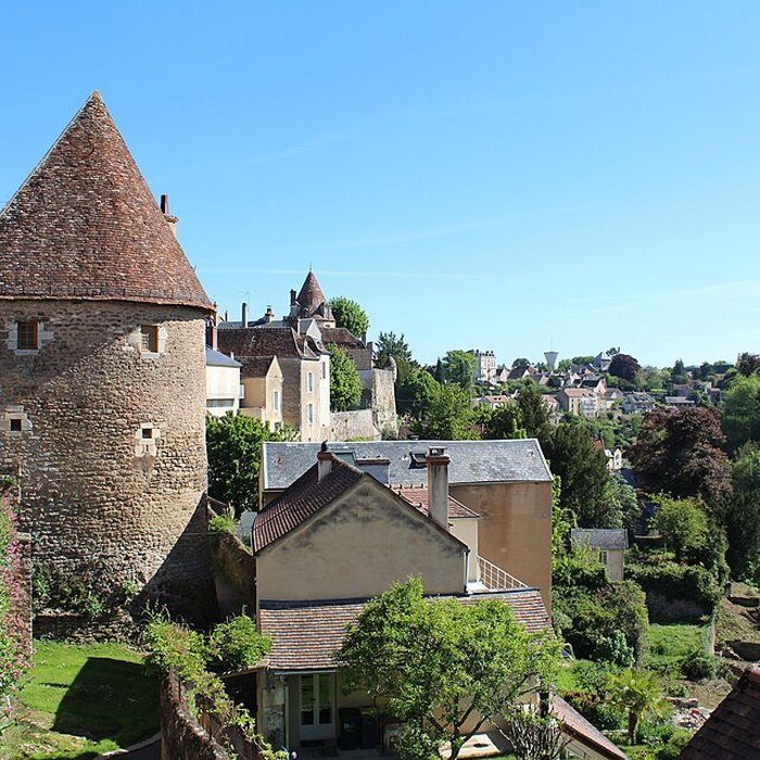 Photo de Remparts dAvallon