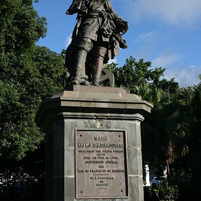 Photo de Statue de François Mahé de La Bourdonnais