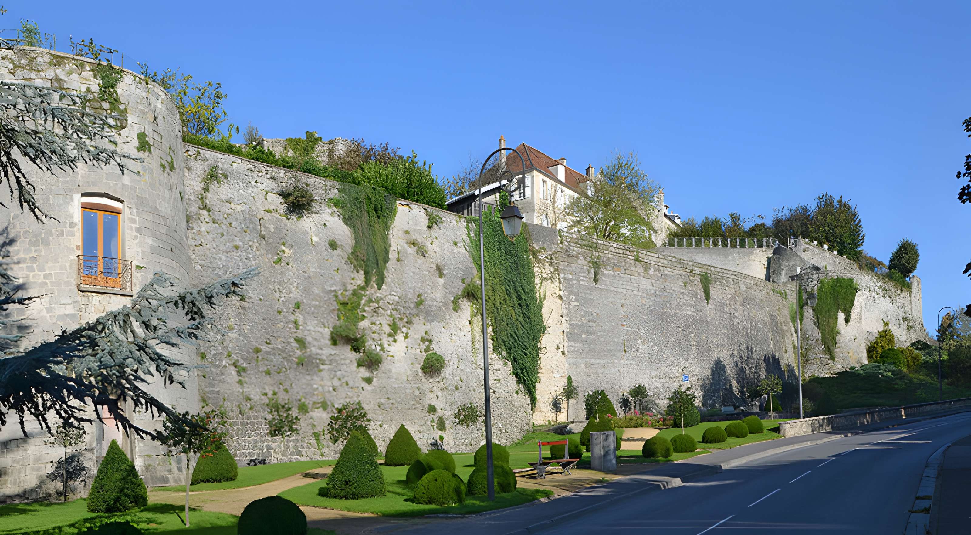 Remparts de Château-Thierry