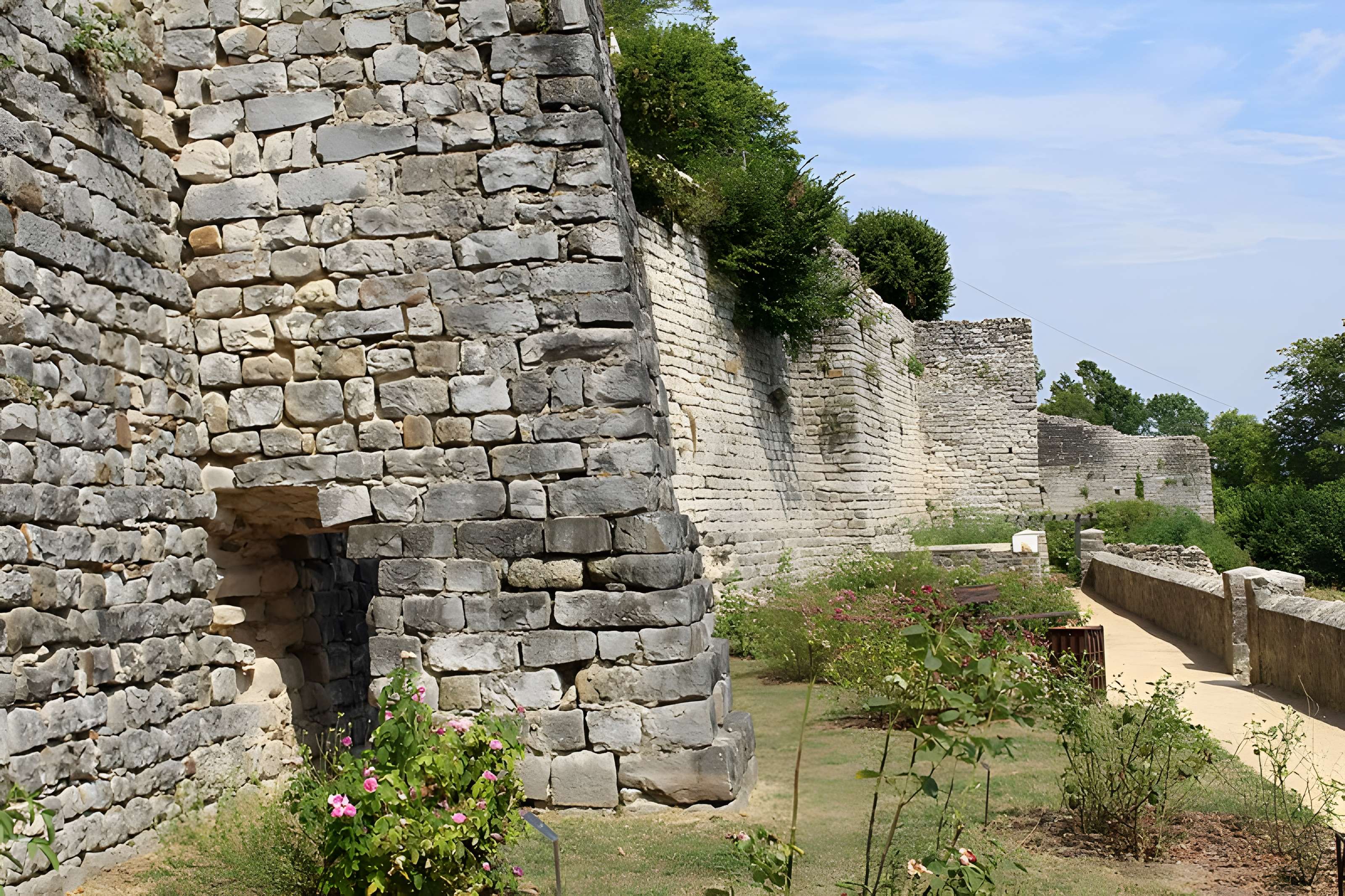 Remparts de Château-Thierry