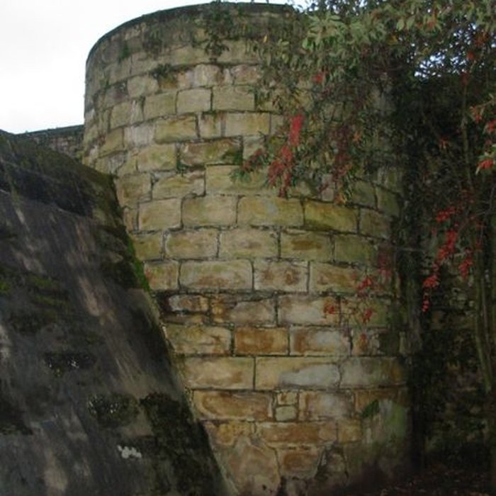Photo de Remparts de la tour du Havre à la Loire de Nevers