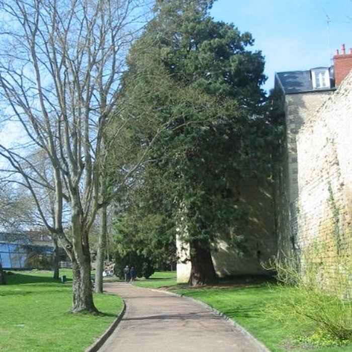 Photo de Remparts de la tour du Havre à la Loire de Nevers