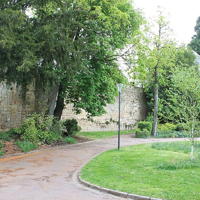 Photo de Remparts de la tour du Havre à la Loire de Nevers