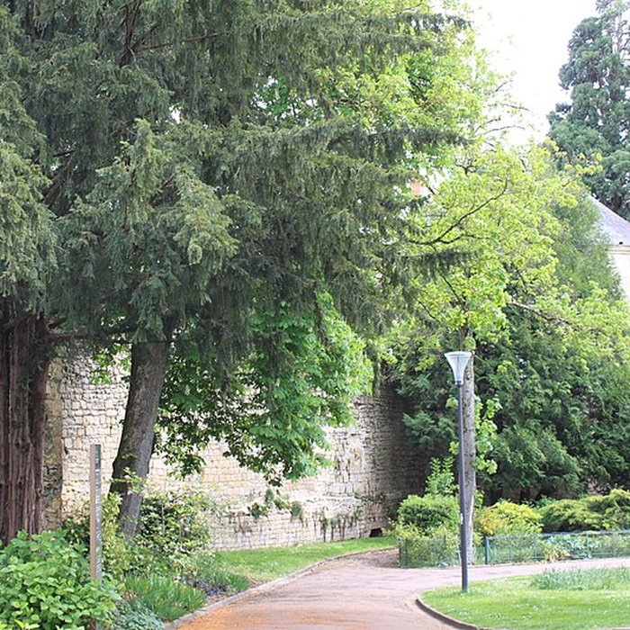 Photo de Remparts de la tour du Havre à la Loire de Nevers