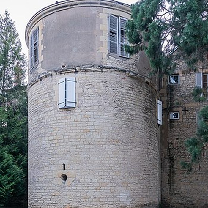 Photo de Remparts de la tour du Havre à la Loire de Nevers