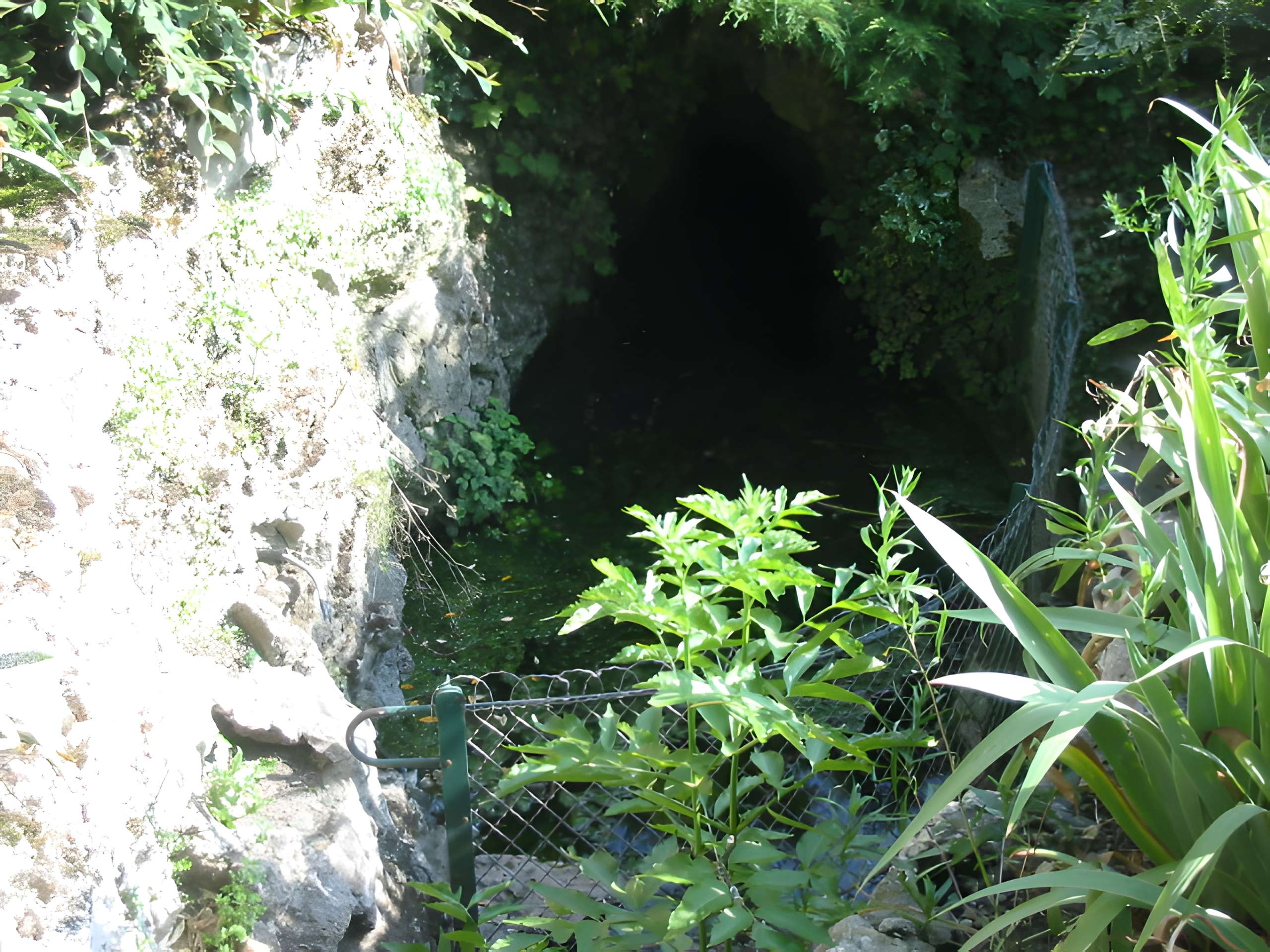 Remparts de la tour du Havre à la Loire de Nevers
