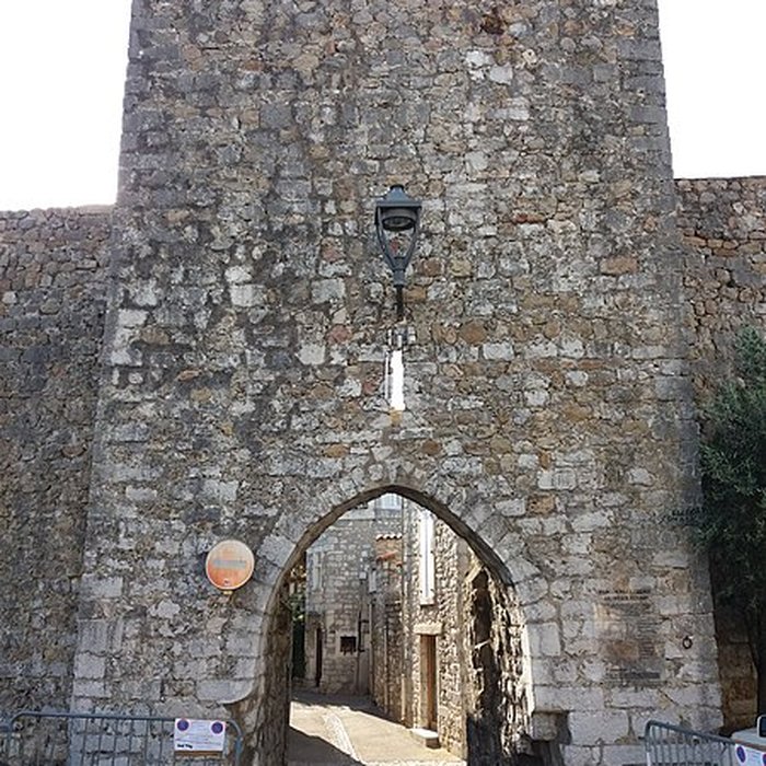 Photo de Remparts de Ruoms