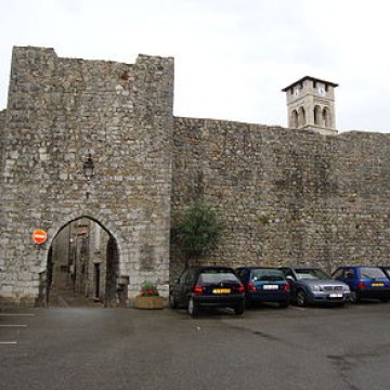 remparts de ruoms