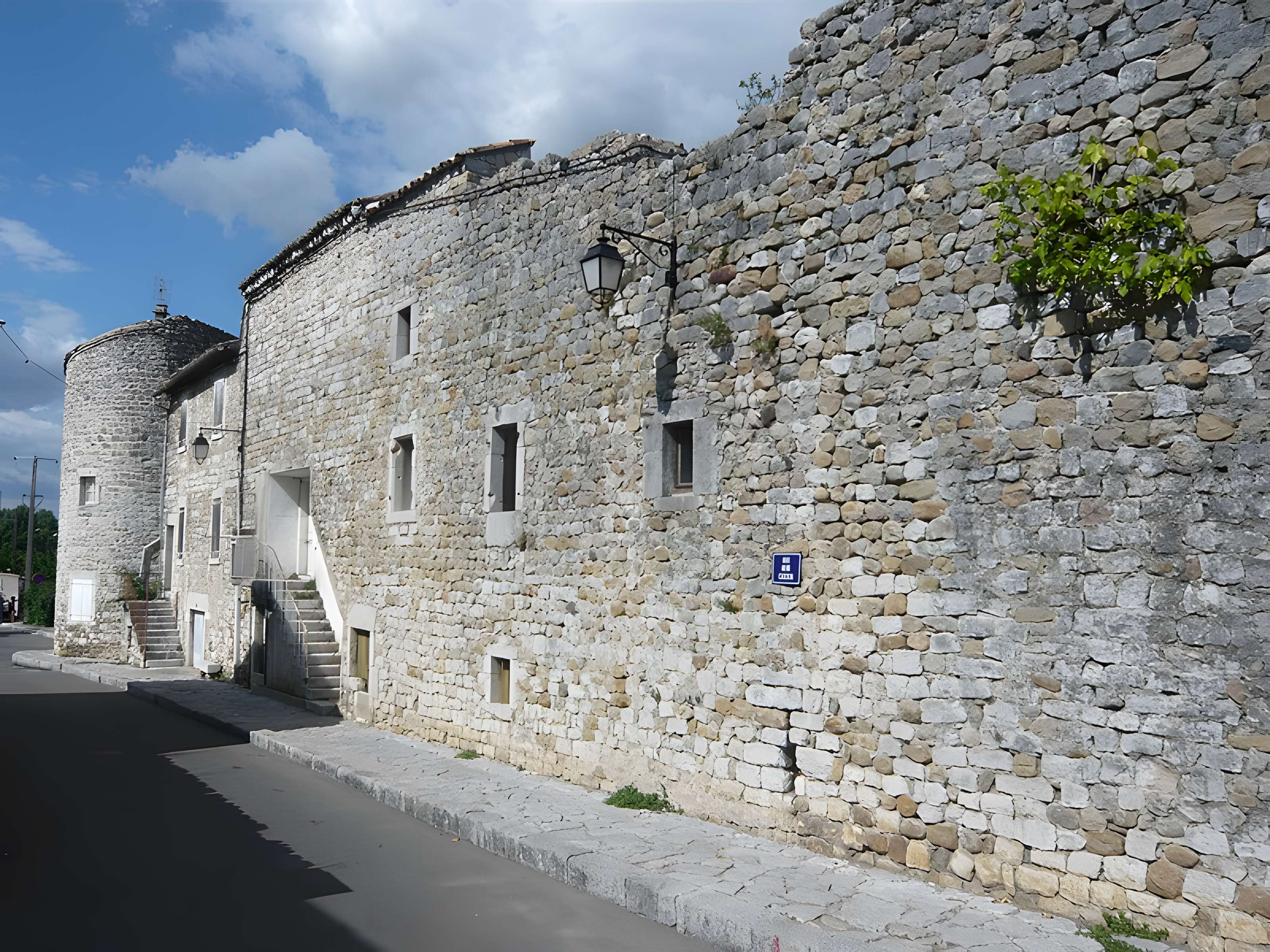 Remparts de Ruoms