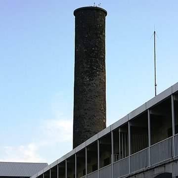 Cheminée dite Isautier, plus connue sous la dénomination Distillerie Isautier