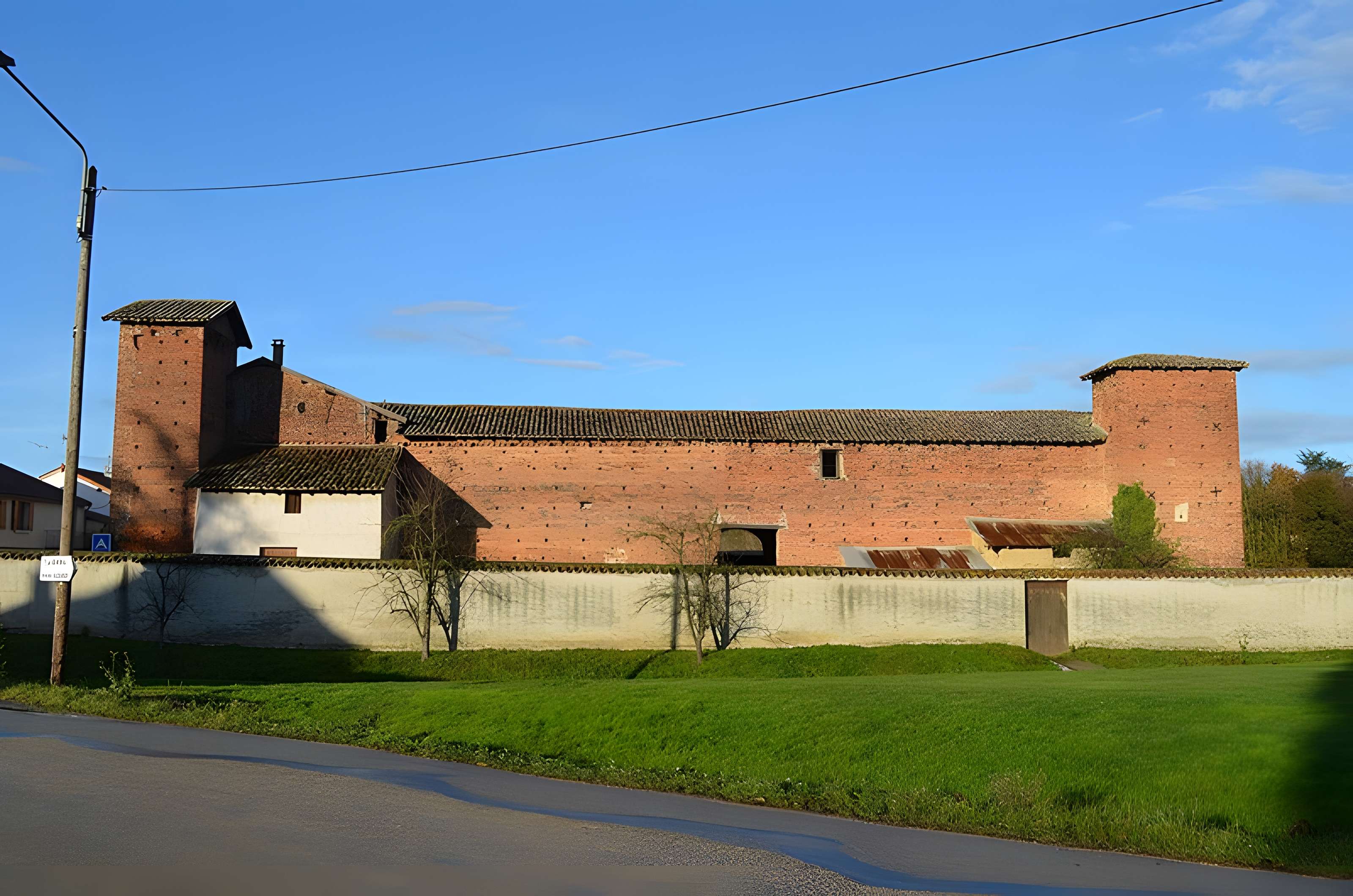 Remparts de Saint-Trivier-sur-Moignans