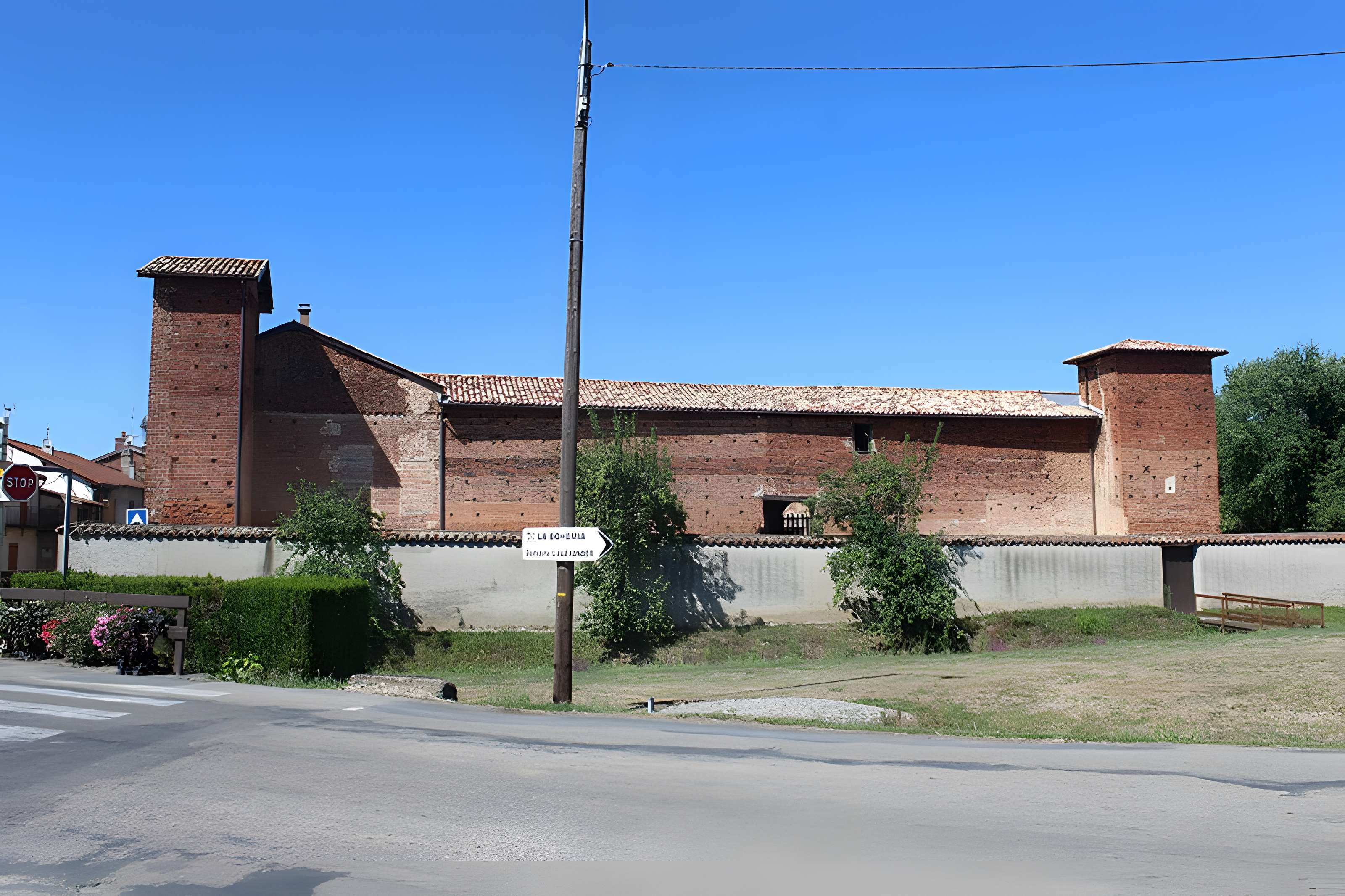 Remparts de Saint-Trivier-sur-Moignans