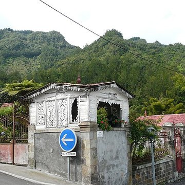 Monument aux morts intitulé lAme de la France, situé à Hell-Bourg
