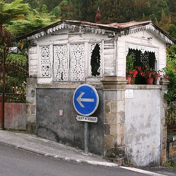 Monument aux morts intitulé lAme de la France, situé à Hell-Bourg