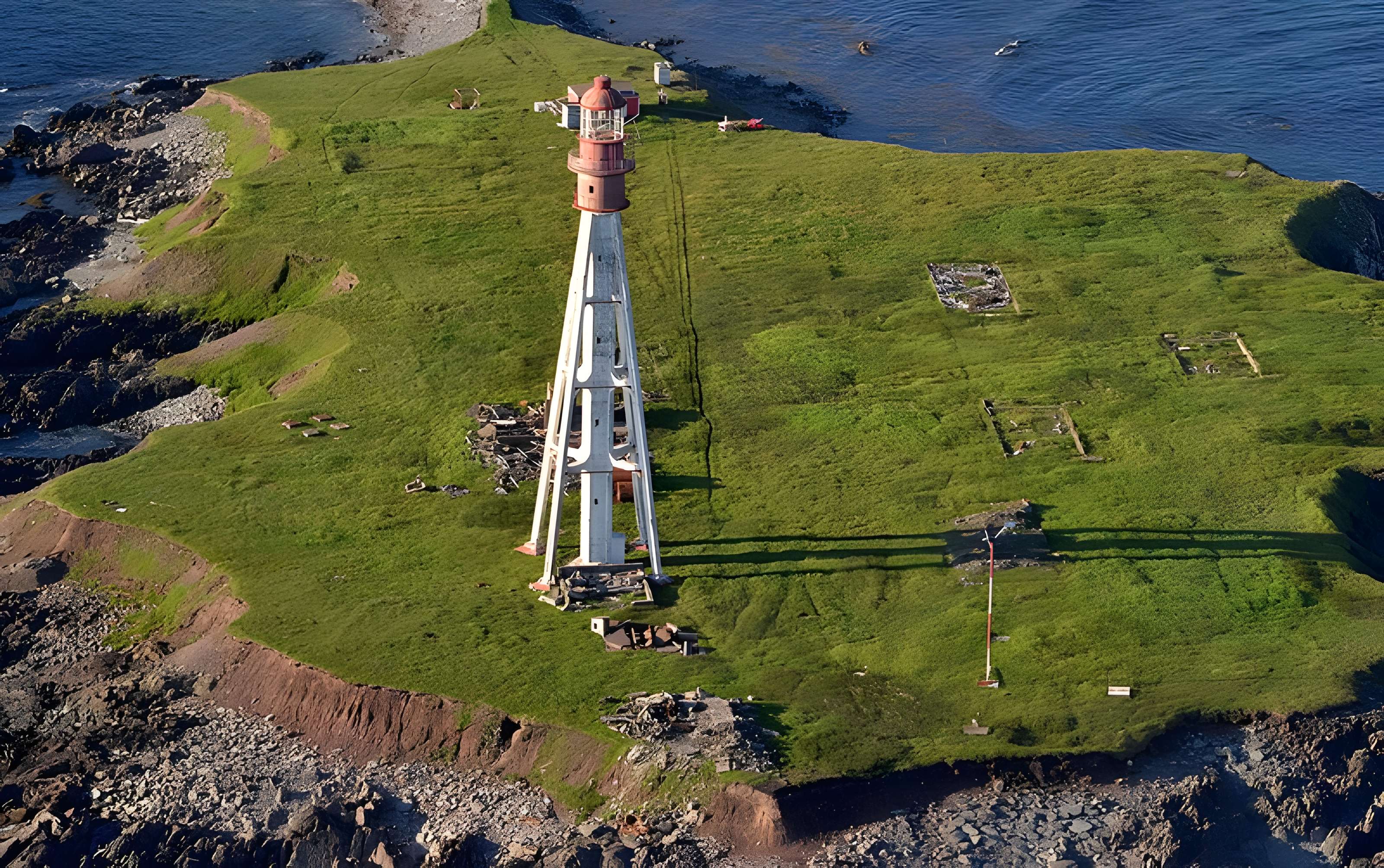 Phare de Pointe-Plate