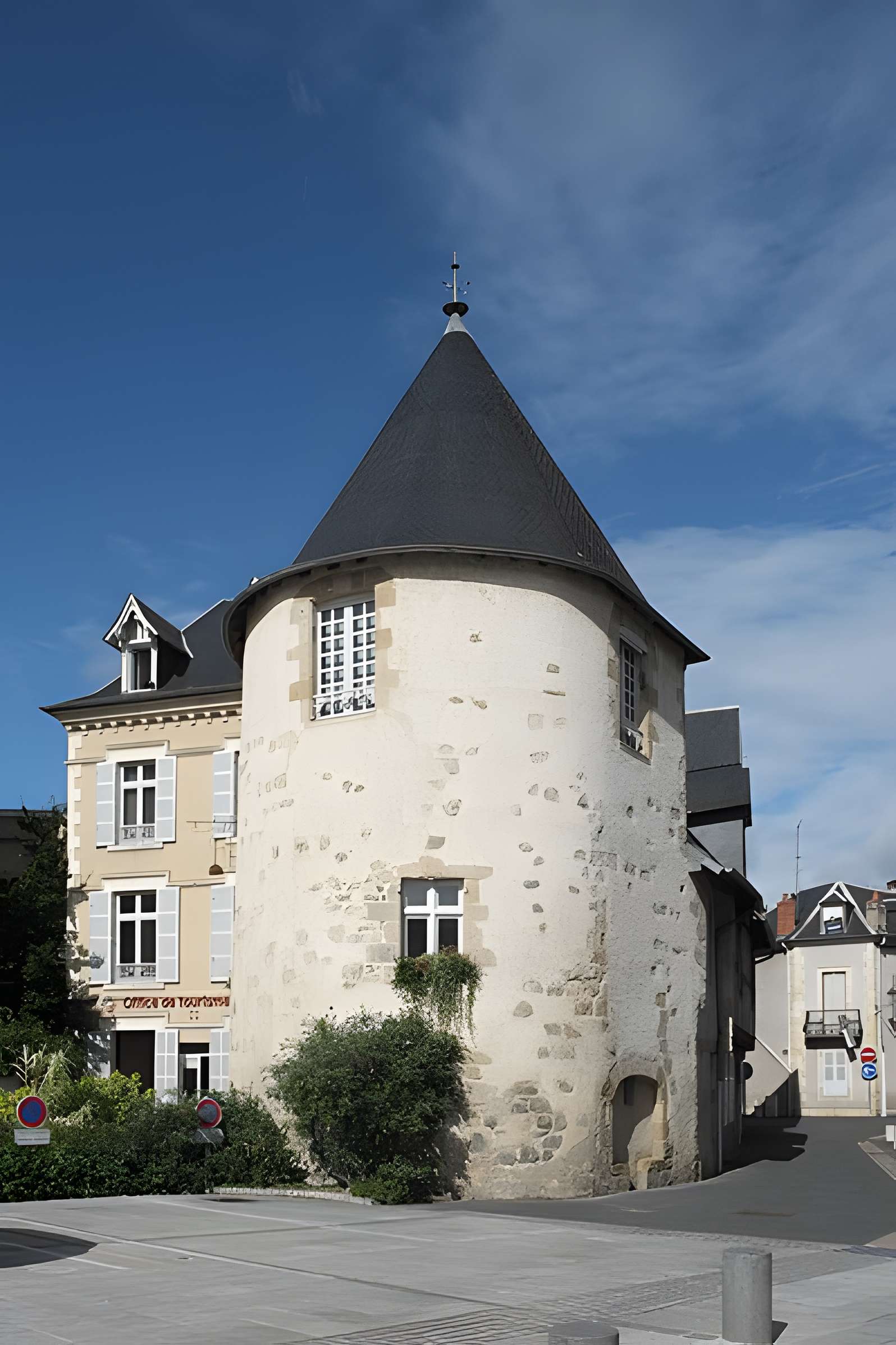 Maison Perrot de Saint-Angel
