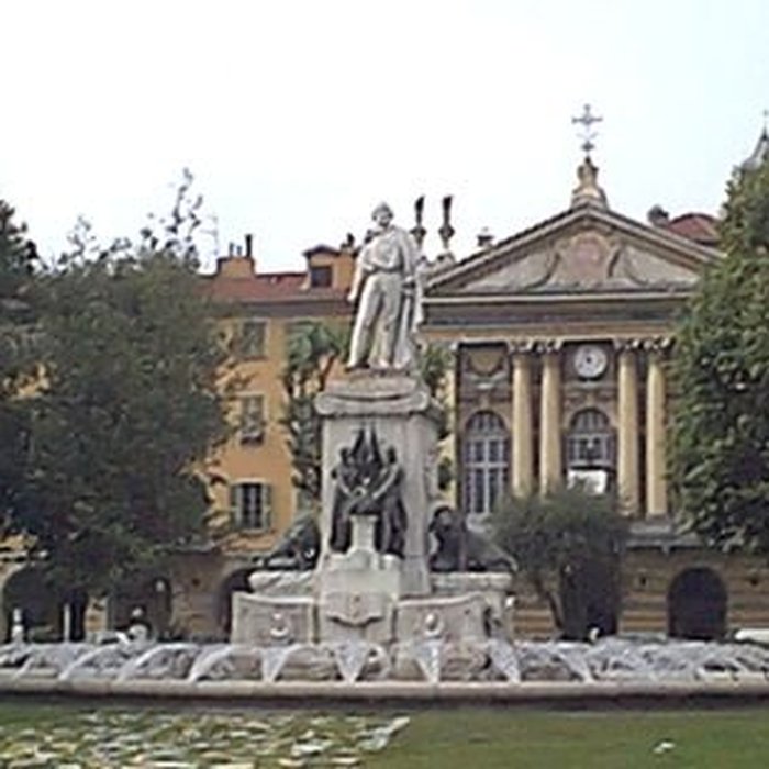 Photo de Chapelle de la confrérie du Saint-Sépulcre ou des Pénitents bleus