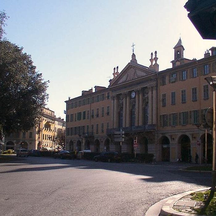 Photo de Chapelle de la confrérie du Saint-Sépulcre ou des Pénitents bleus