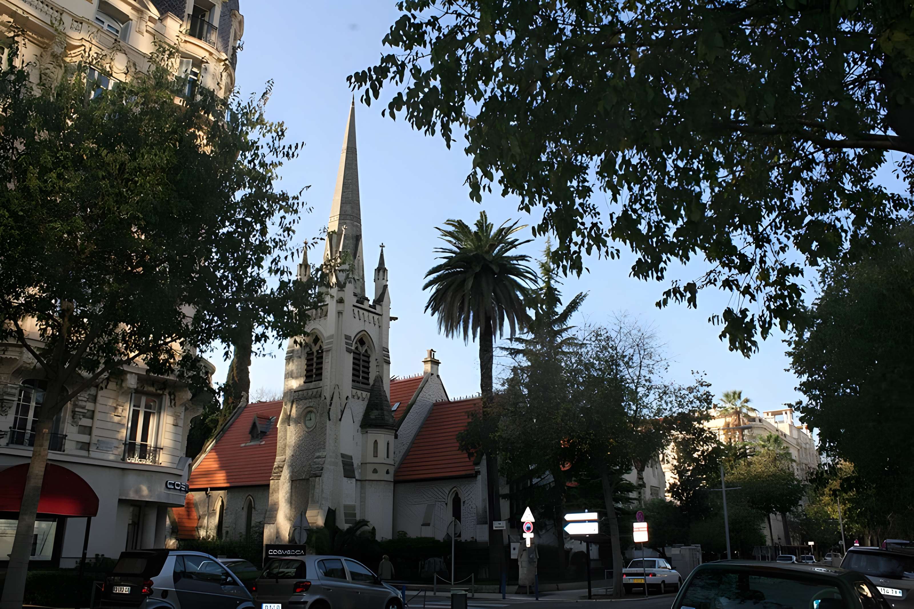 Temple Saint-Esprit, ancienne église épiscopalienne américaine Holy Spirit Church