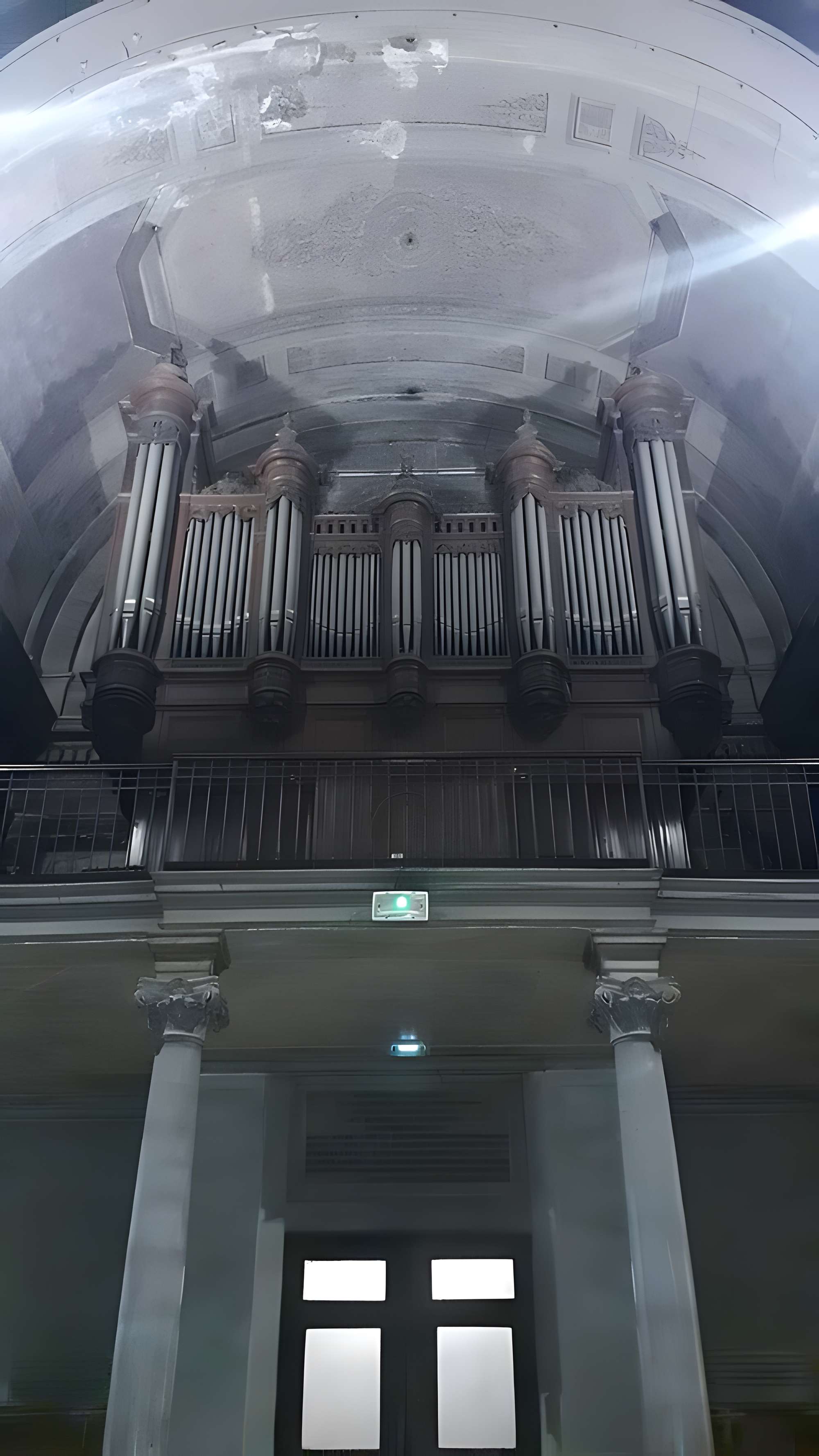 Église Saint-Charles intra-muros