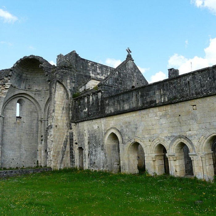 Photo de Ruines de lAbbaye Notre-Dame de Boschaud