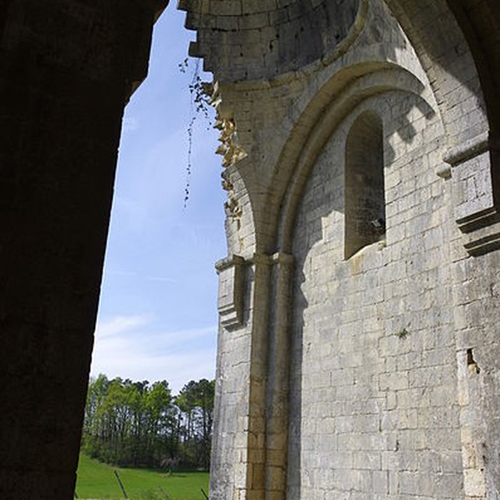 Photo de Ruines de lAbbaye Notre-Dame de Boschaud
