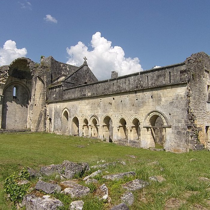 Photo de Ruines de lAbbaye Notre-Dame de Boschaud