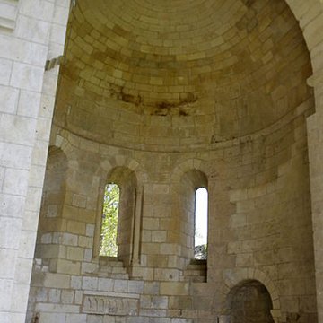 Ruines de lAbbaye Notre-Dame de Boschaud