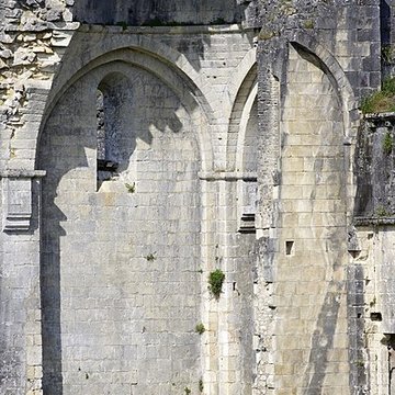 Ruines de lAbbaye Notre-Dame de Boschaud