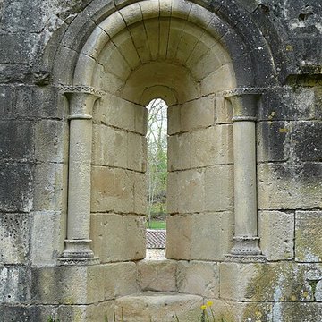 Ruines de lAbbaye Notre-Dame de Boschaud