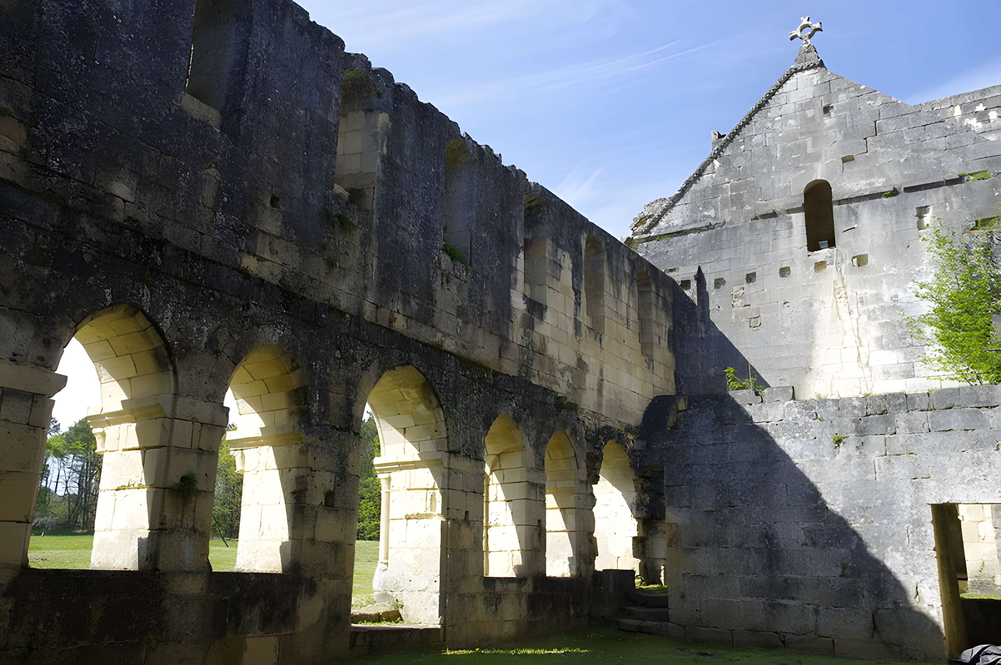 Ruines de l'Abbaye Notre-Dame de Boschaud