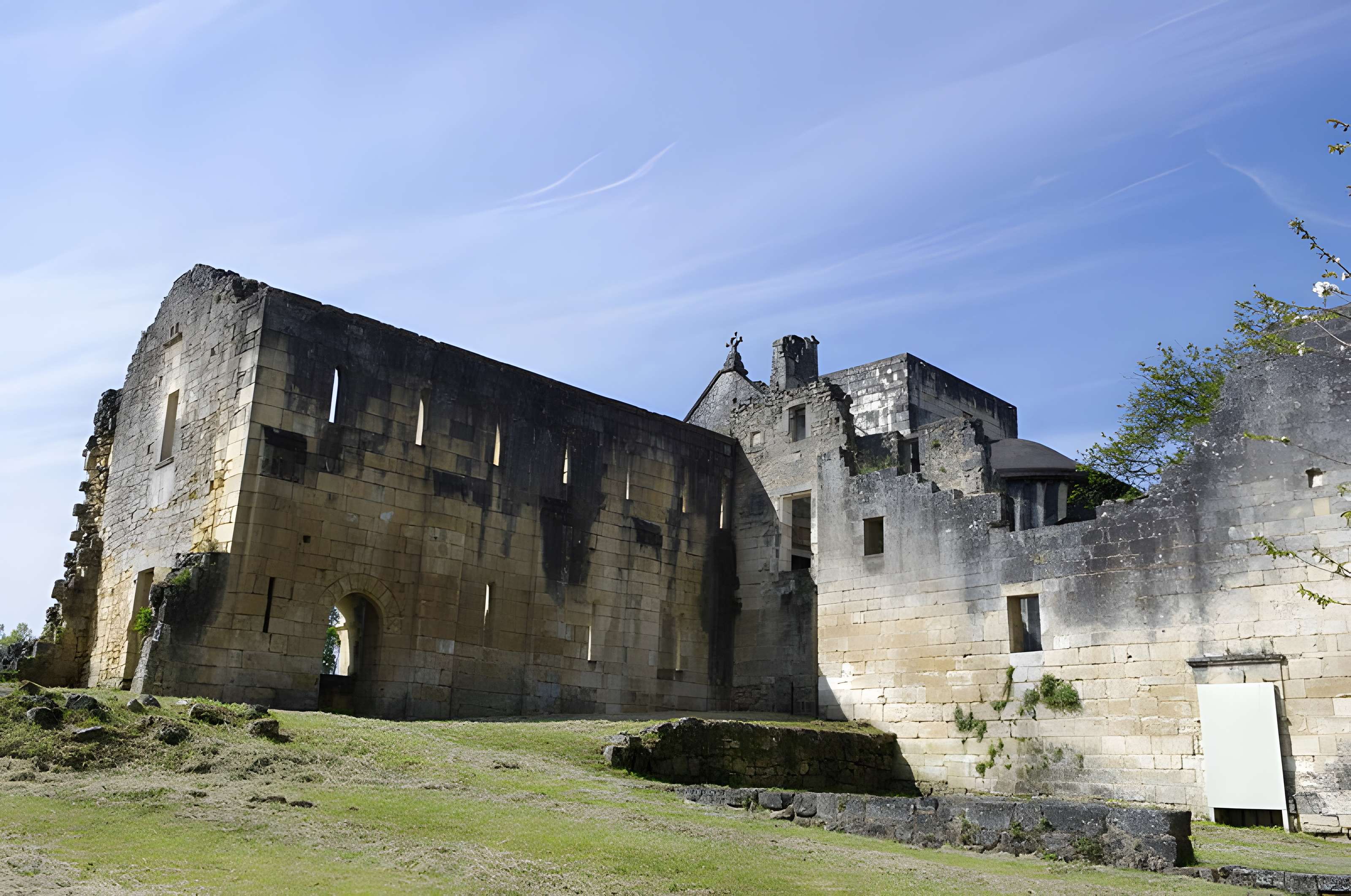 Ruines de l'Abbaye Notre-Dame de Boschaud