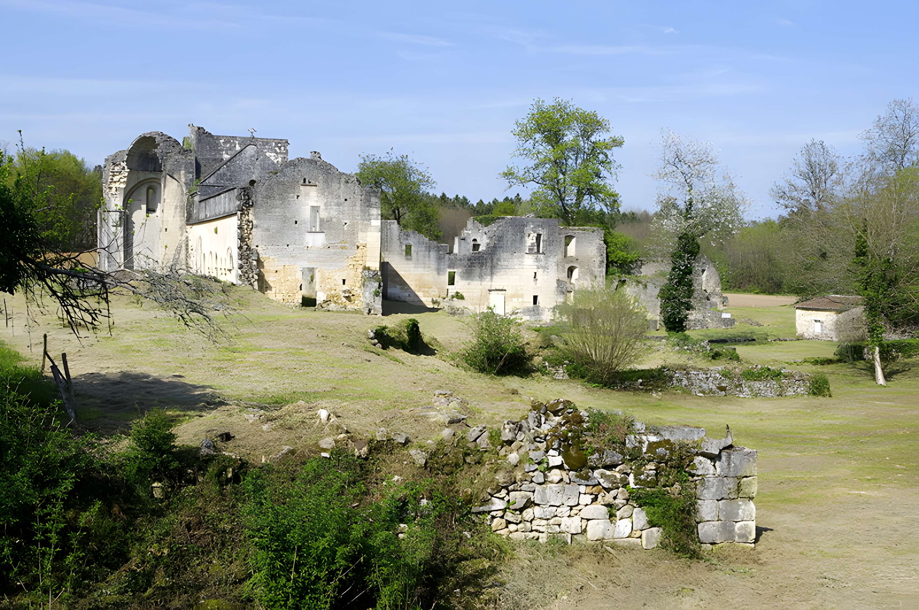 Ruines de l'Abbaye Notre-Dame de Boschaud