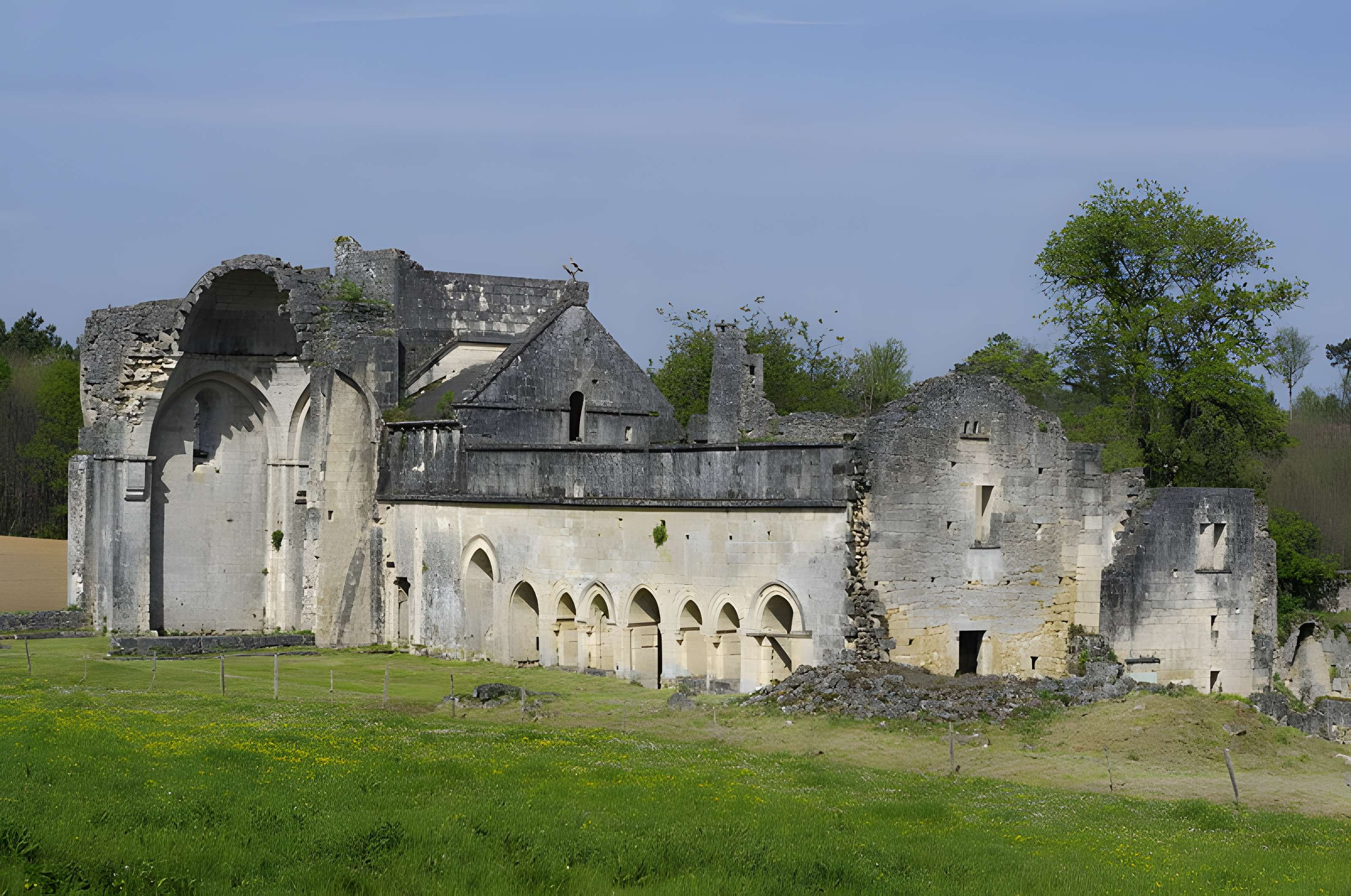 Ruines de l'Abbaye Notre-Dame de Boschaud