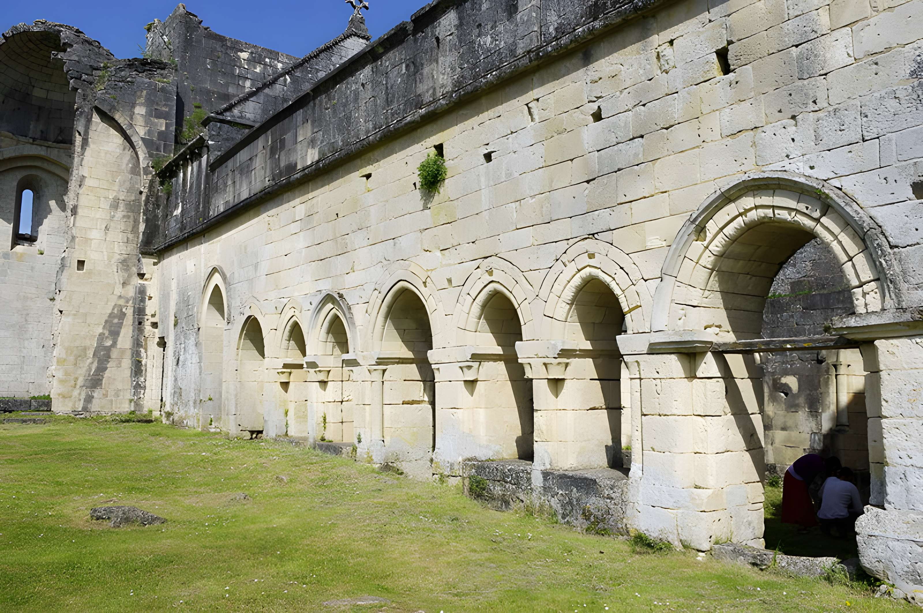 Ruines de l'Abbaye Notre-Dame de Boschaud