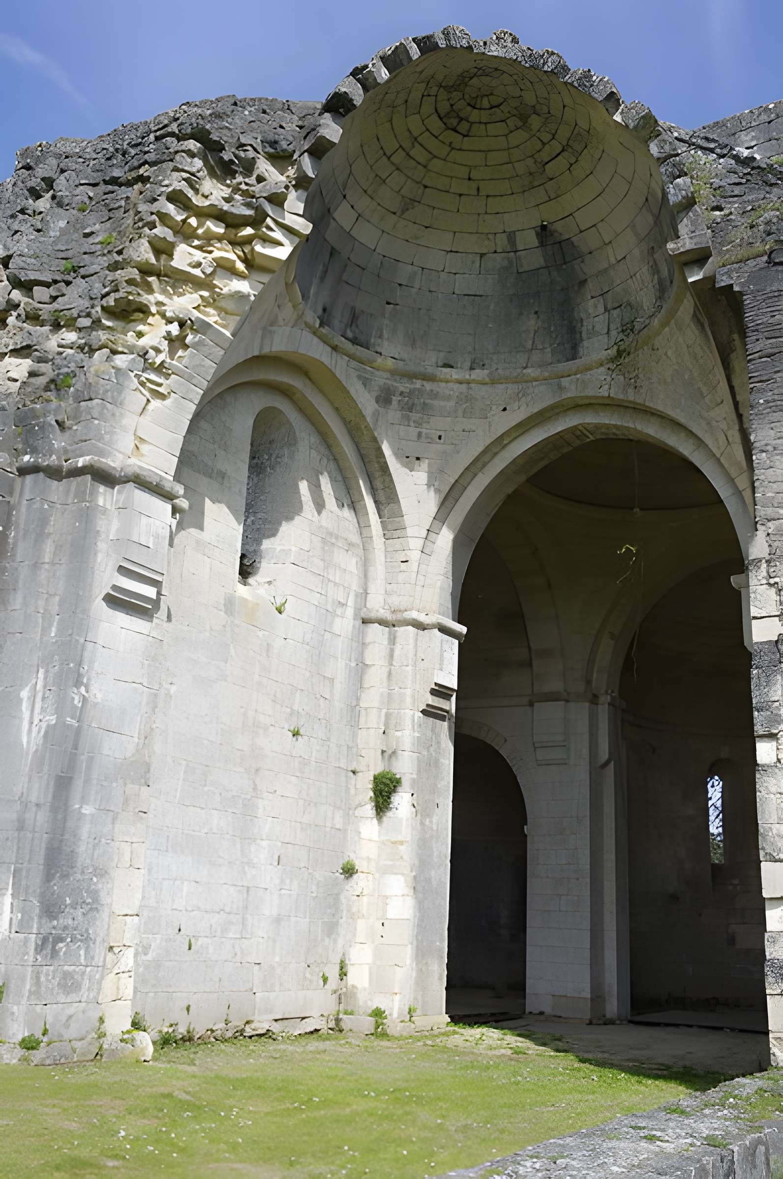 Ruines de l'Abbaye Notre-Dame de Boschaud