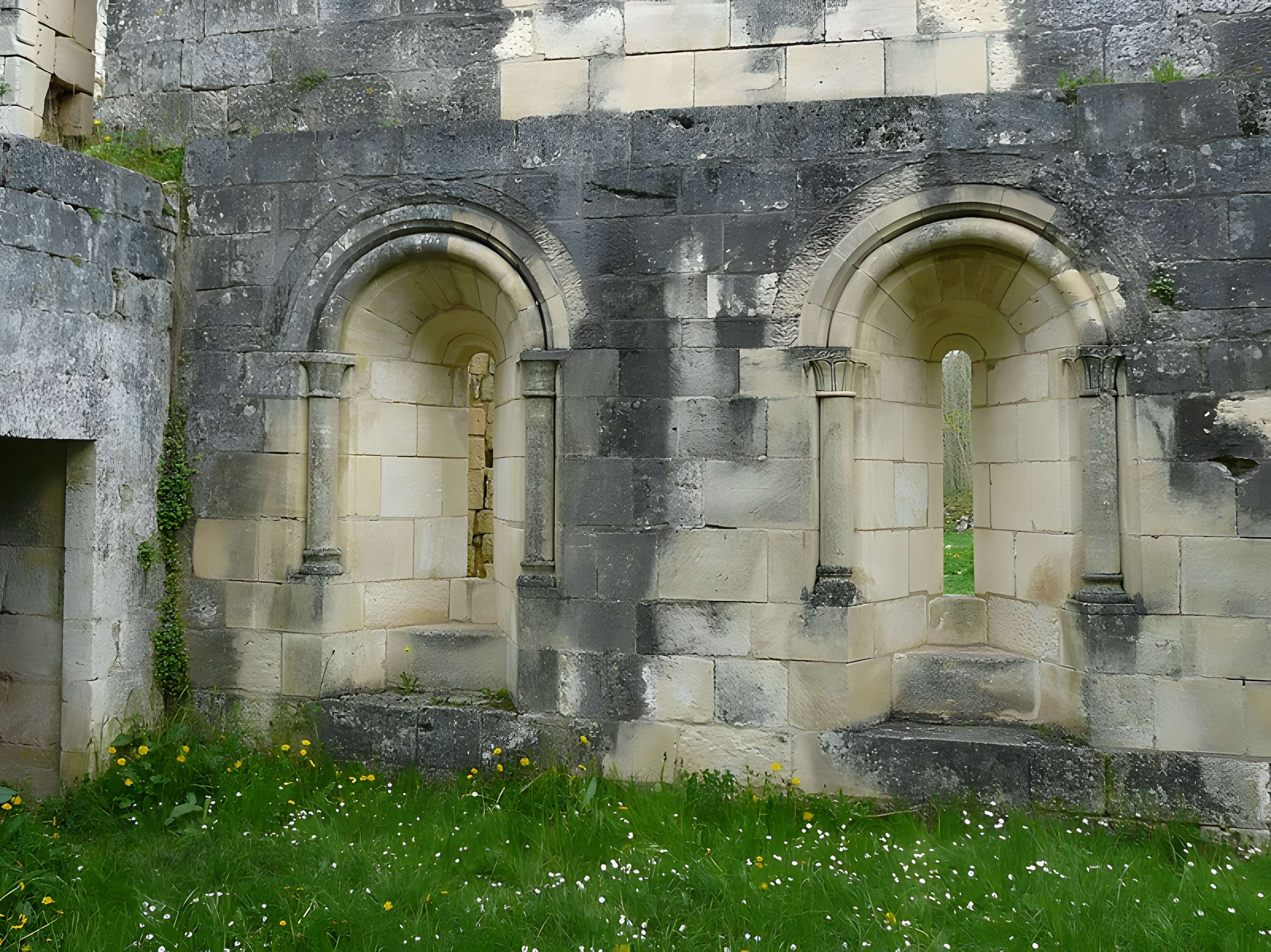 Ruines de l'Abbaye Notre-Dame de Boschaud