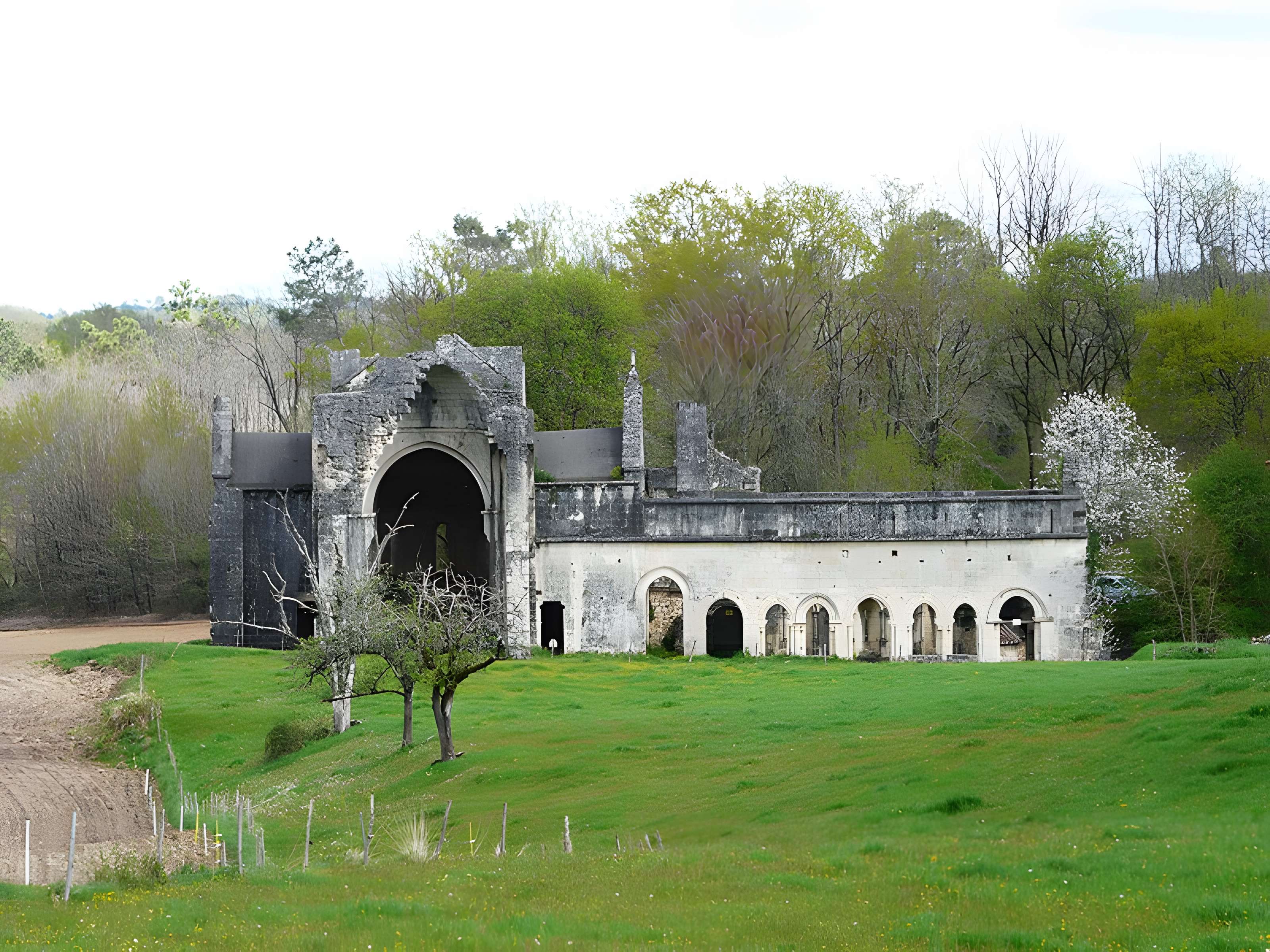 Ruines de l'Abbaye Notre-Dame de Boschaud