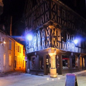 Maison de bois dite Maison des Trois Flûtes