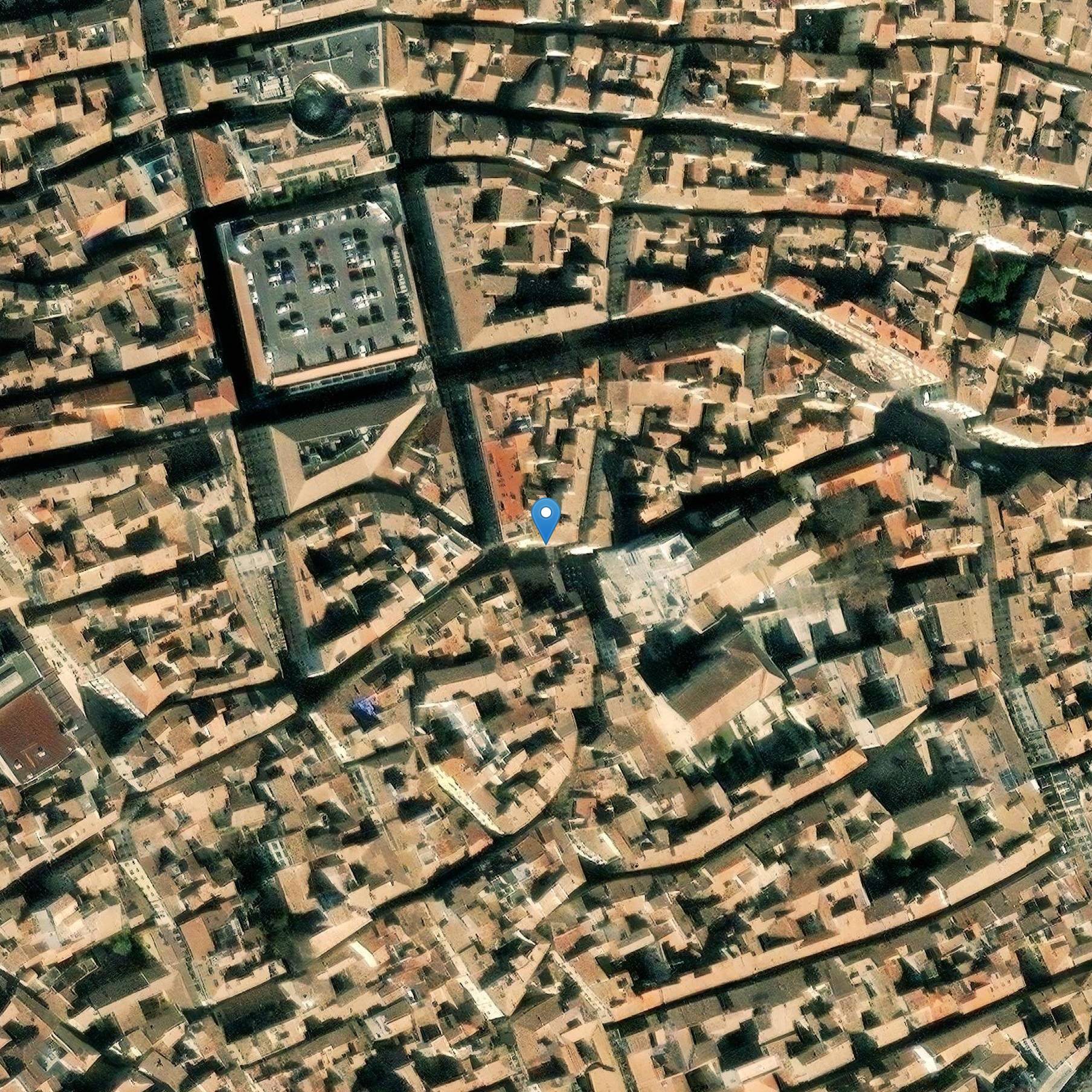 Photo de Casa, esquina de calle y plaza