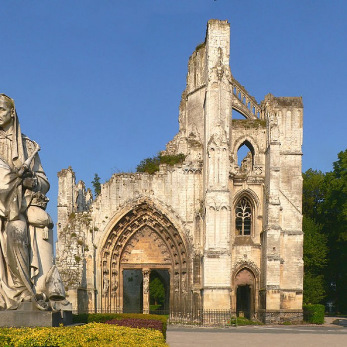 Photo de Ruines de lAbbaye St-Bertin de Saint-Omer