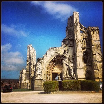 Ruines de lAbbaye St-Bertin de Saint-Omer