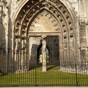 Ruines de lAbbaye St-Bertin de Saint-Omer