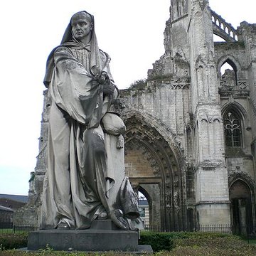 Ruines de lAbbaye St-Bertin de Saint-Omer