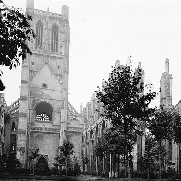 Ruines de lAbbaye St-Bertin de Saint-Omer