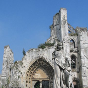 Ruines de lAbbaye St-Bertin de Saint-Omer