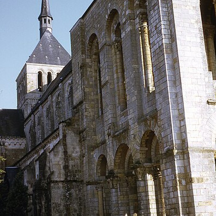 Photo de Eglise abbatiale Saint-Benoît